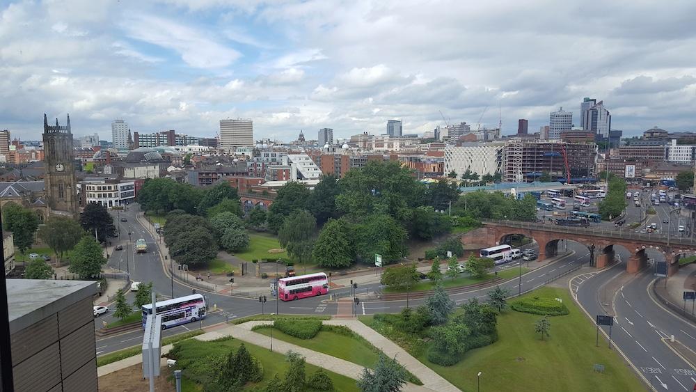 Ibis Budget Leeds Centre Crown Point Road Exteriér fotografie