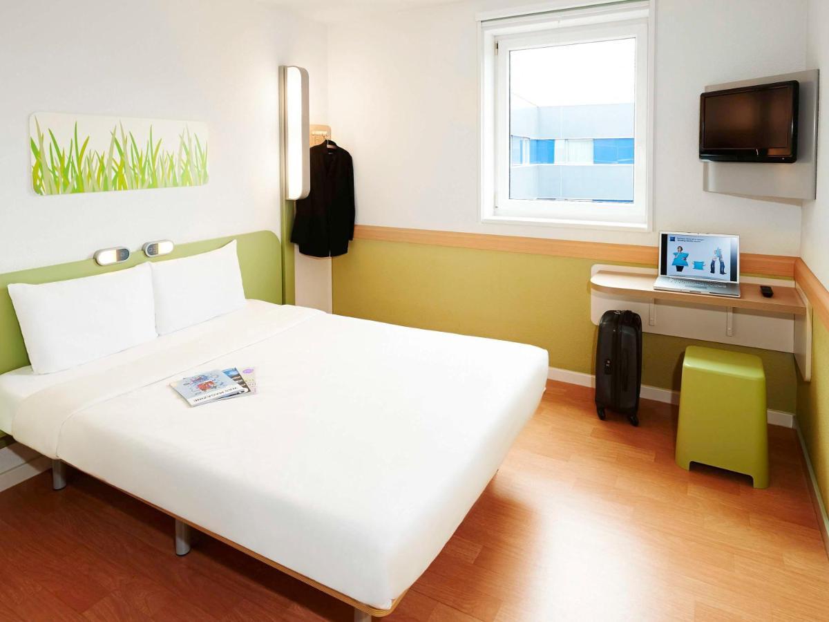Ibis Budget Leeds Centre Crown Point Road Exteriér fotografie